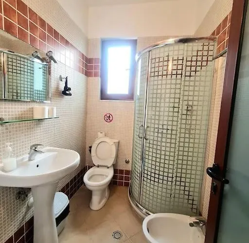 Folium Apartamento Tirana